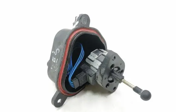 BMW X5 E53 Headlight level adjustment motor 15183200