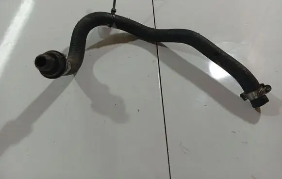 BMW 7 E65 E66 Engine coolant pipe/hose