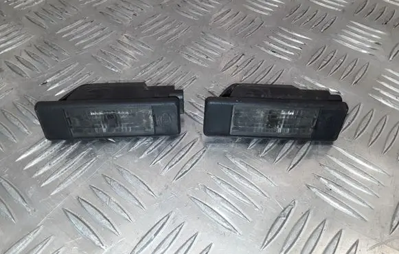 Peugeot 607 Number plate light 9635678580