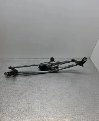 Renault Sandero I Front wiper linkage and motor 288009321R W000031629 49324830