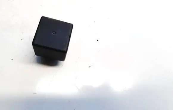 KIA Ceed Other relay 3916025000 39160-25000