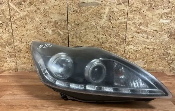 Ford Focus Headlight/headlamp