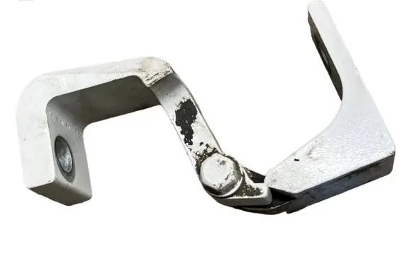 Volkswagen Transporter - Caravelle T5 Front door upper hinge 7H0881402A
