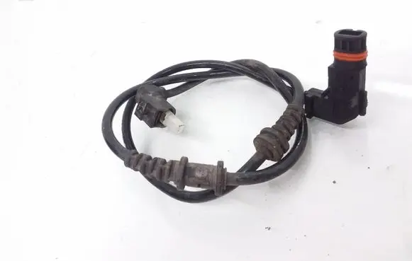Mercedes-Benz E A207 Front ABS sensor wiring A2045403710