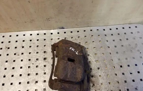 Nissan Qashqai Front brake caliper