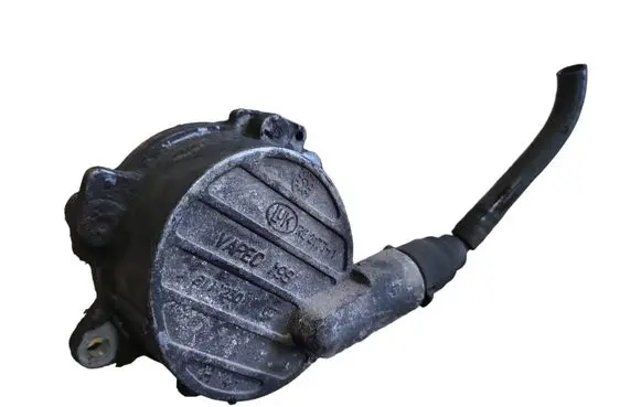 Mercedes-Benz Sprinter W901 W902 W903 W904 Vacuum pump A61123065