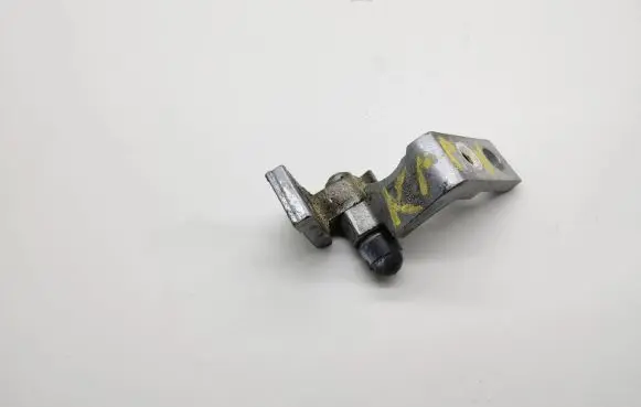 Audi Q7 4L Front door upper hinge