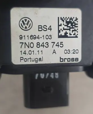 Volkswagen Sharan Sliding door latching motor 911694103 7N0843745 140111