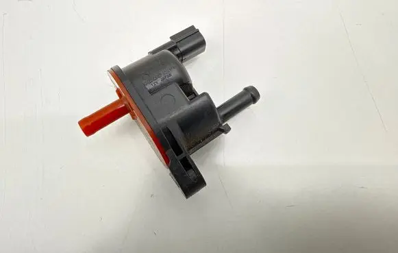 Subaru Outback (BT) Vacuum valve 16131aa080