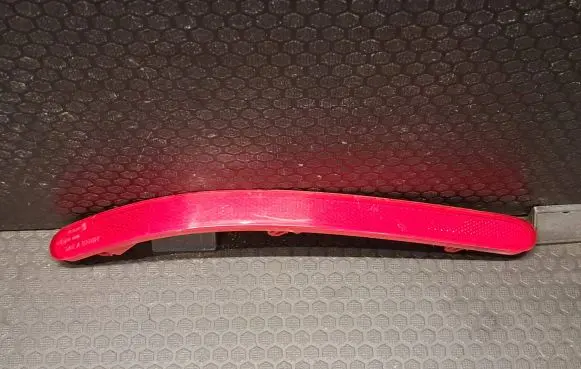 Volkswagen Touareg I Rear tail light reflector 7L6945105A 497401