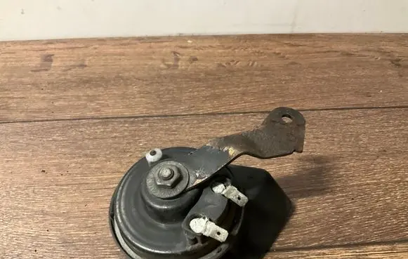 Mercedes-Benz E W211 Horn signal