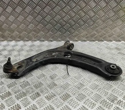 Volkswagen PASSAT B8 Front lower control arm/wishbone 3Q0407151E