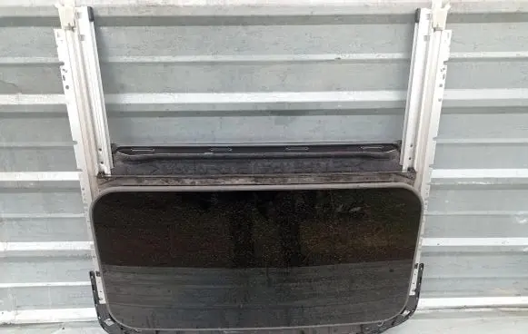 Nissan Navara D23 Sunroof set 1119CUA0515