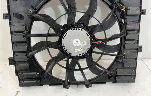 Volkswagen Touareg II Electric radiator cooling fan 7P0121207A . 7P0121203H