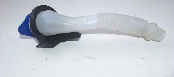 Ford Grand Tourneo Connect Window washer liquid tank fill tube DT1117B644AC