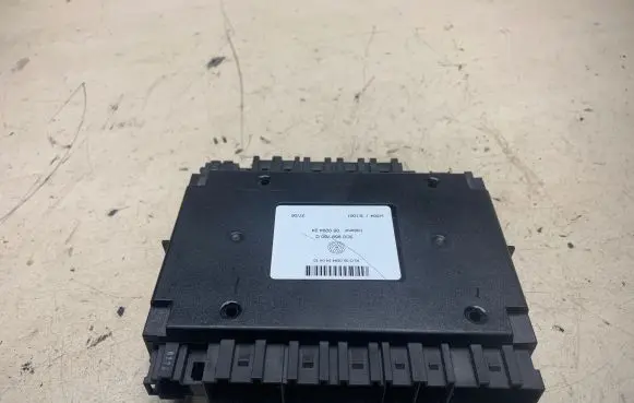 Volkswagen PASSAT B6 Seat control module 3C0959760C 050294240410 05029424