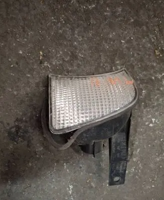 BMW 5 E34 Front indicator light 183270