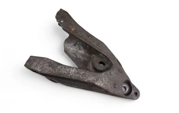 Volkswagen Transporter - Caravelle T5 Engine mounting bracket 7E0199370