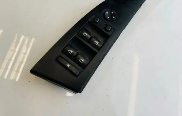 Electric window control switch