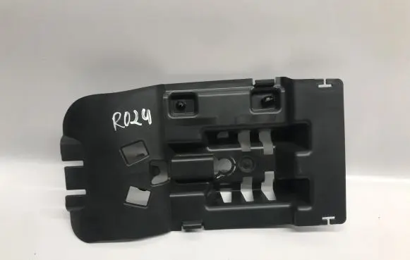 Audi A4 S4 B9 8W Steering wheel column trim 8W0953512
