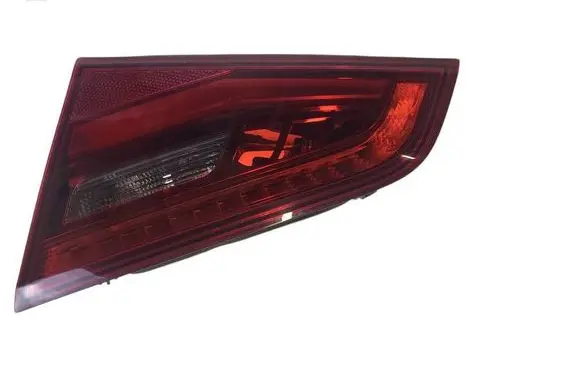 Tailgate rear/tail lights