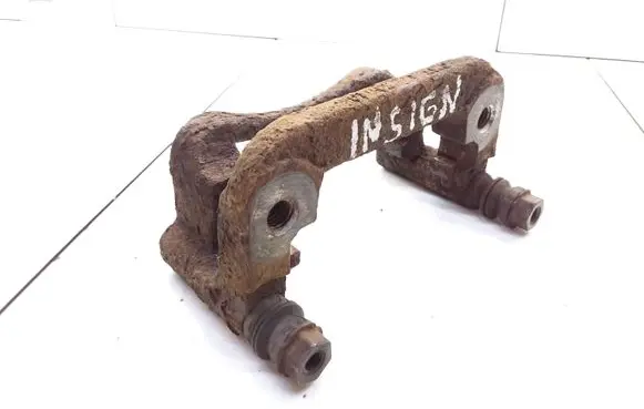 Opel Insignia A Brake caliper pad carrier rear 