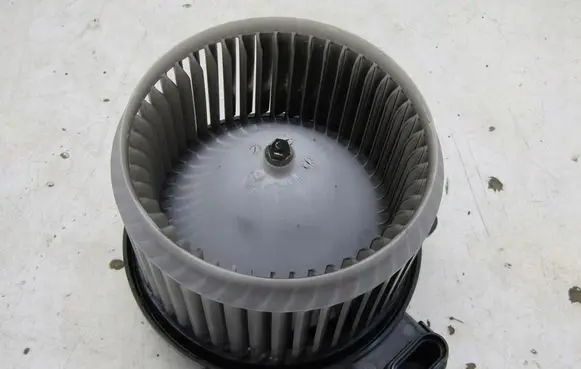 Suzuki Swift III Heater fan/blower CSA432B020
