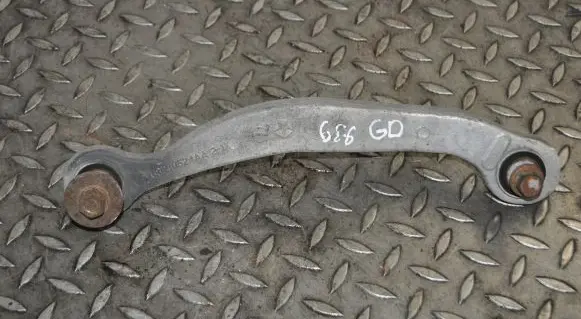 Chrysler 300C Rear upper control arm/wishbone 68210524AA