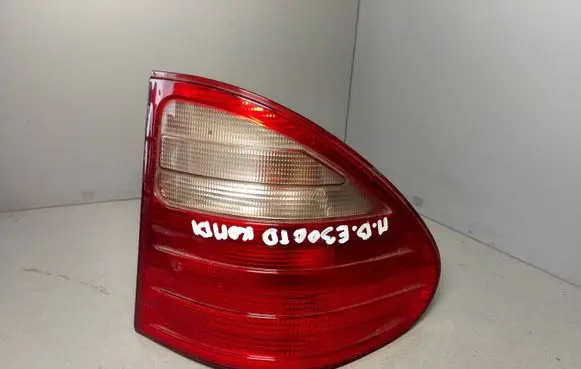 Mercedes-Benz E W210 Rear/tail lights A2108204864