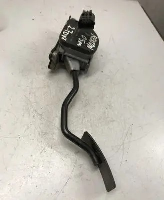 SsangYong Rexton Accelerator throttle pedal 2055021000