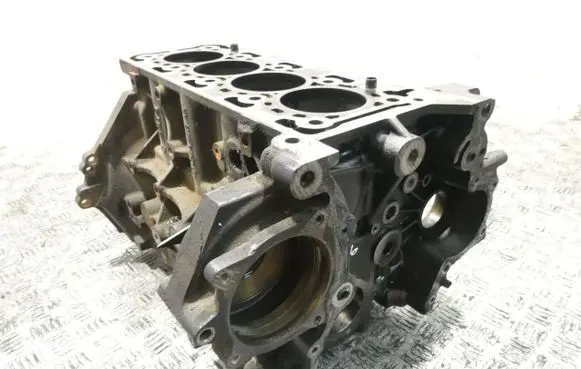 Ford Focus Engine block YMF6