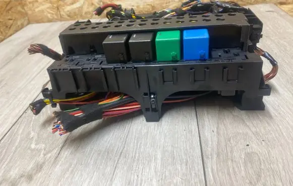Mercedes-Benz A W169 Fuse module A1695453032