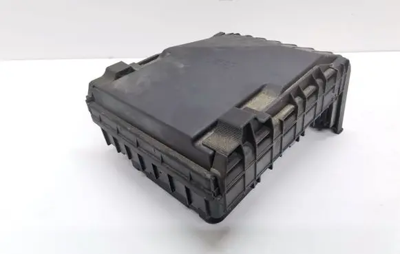 Volkswagen PASSAT B7 Fuse box set 3C0937125A