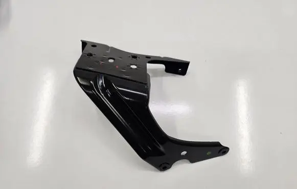 Skoda Karoq Fender mounting bracket 57A821167