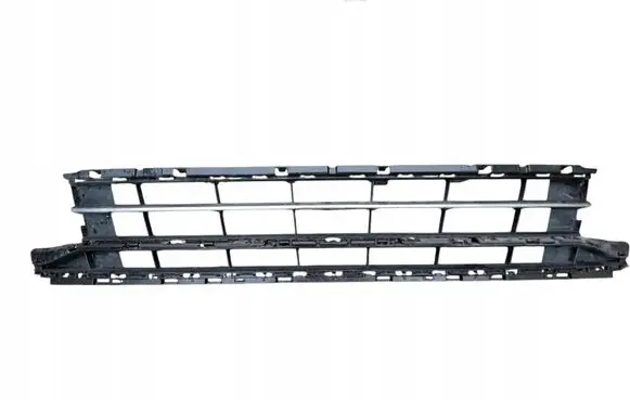 Volkswagen PASSAT B8 Front grill 3G0853677A