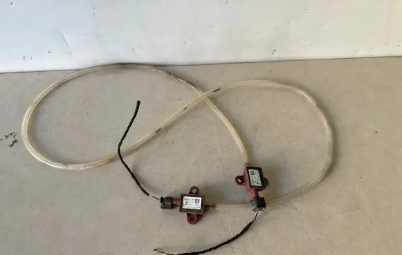 BMW X5 F15 Airbag deployment crash/impact sensor 9297829