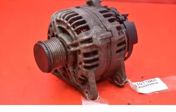 Renault Clio III Generator/alternator 8200660033