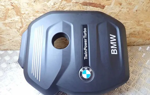 BMW 1 F20 F21 Engine cover (trim) 8602967