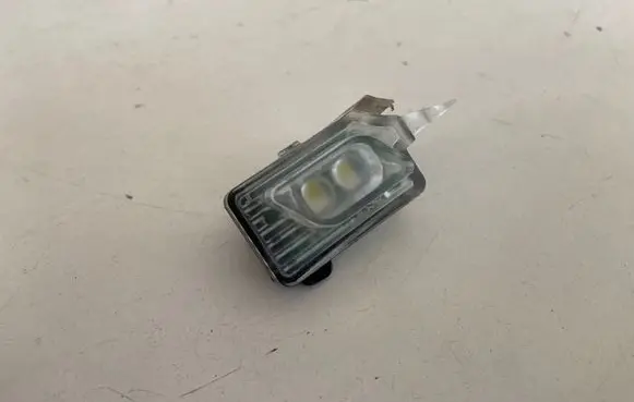 Audi Q5 SQ5 Front door handle light (exterior) 8W0947133