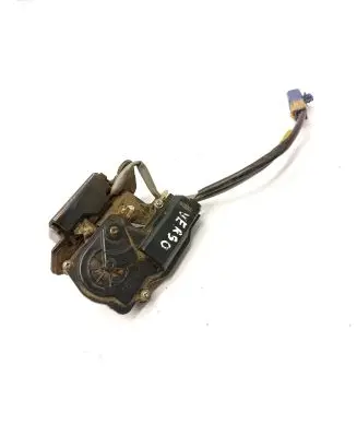 Toyota Corolla Verso E121 Loading door lock 2909