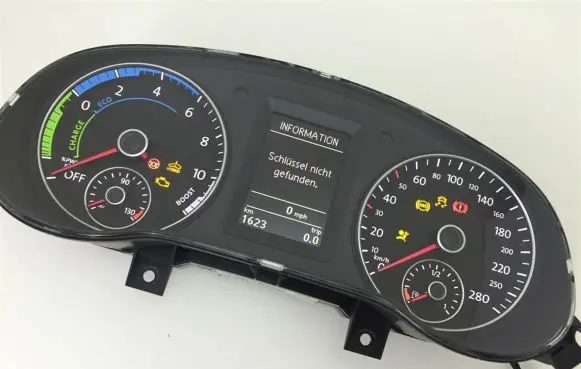 Volkswagen Jetta VI Speedometer (instrument cluster) 5C6920870D