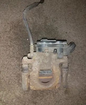 Mazda 6 Rear brake caliper 32357035