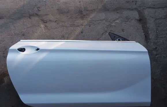 Door (2 Door Coupe)