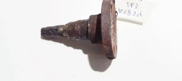 Audi 80 90 B3 Stub axle 