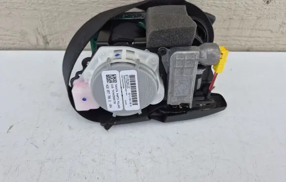 Audi A6 S6 C7 4G Front seatbelt 4G8857706D