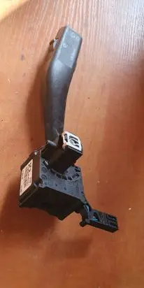 Volkswagen Touran I Wiper control stalk 1K0953519A 01203506 20350660296004