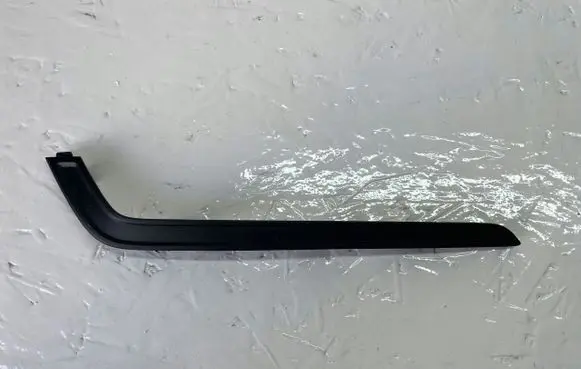 Volvo S60 Front bumper splitter molding 31455649