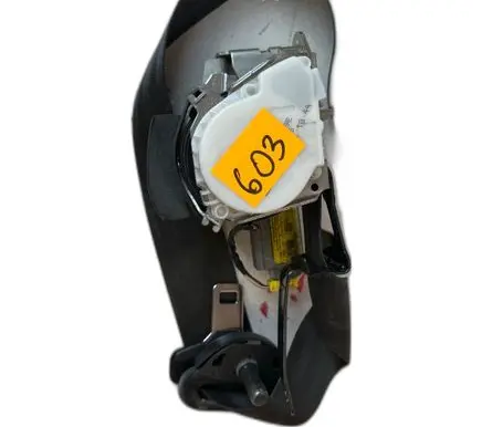 Ford Fiesta Set of seat belts 8V51A61295CM