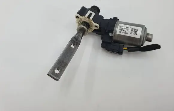 KIA Sorento Seat adjustment motor 1524411 AE8640001381
