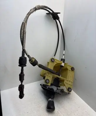 Ford Focus C-MAX Gear shifter/selector 7M51R045B79 3M51 8Y41